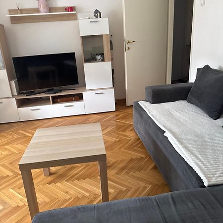 apartman Fuerte 2 Belgrado Exterior foto