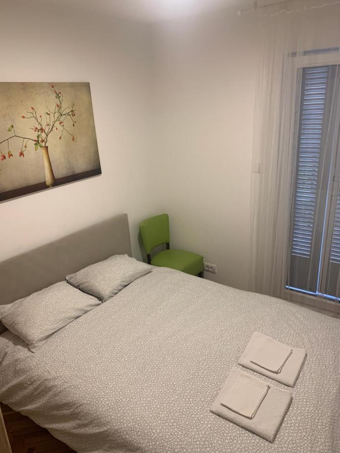 apartman Fuerte 2 Belgrado Exterior foto